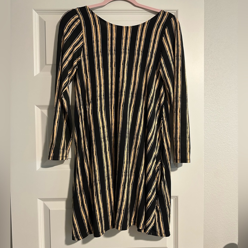 Fighting eel dress